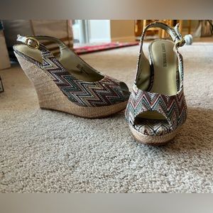 Audrey Brooke open toed wedges (8.5)